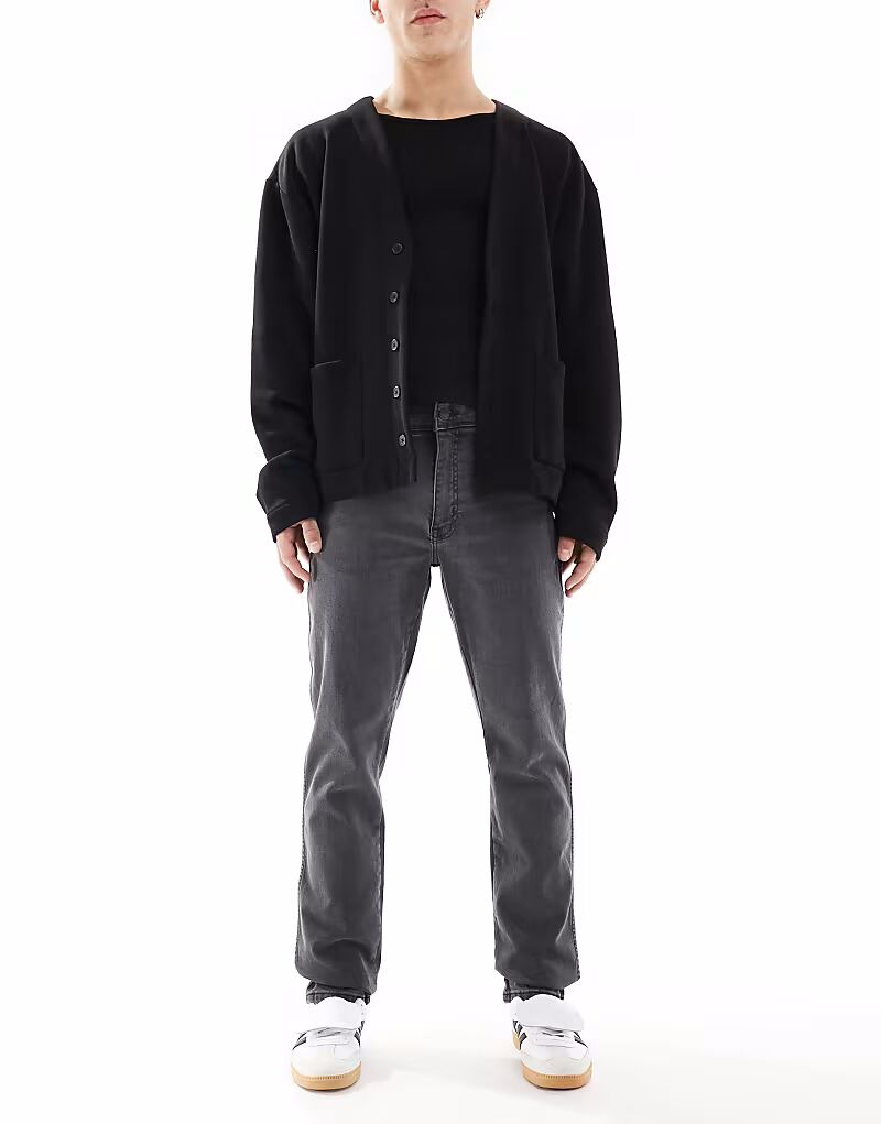 

Джинсы Wrangler Texas slim fit черного цвета с эффектом потертости