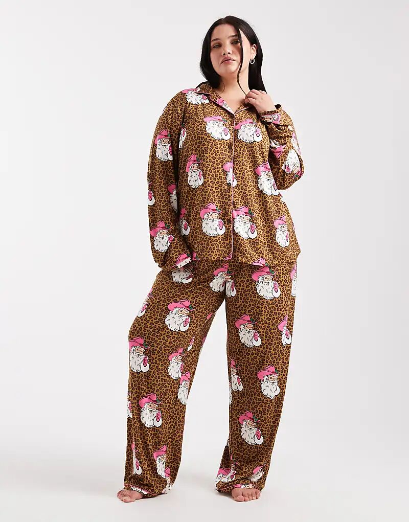 

Пижамный комплект Urban Threads Curve Christmas Santa с леопардовым принтом коричневого цвета
