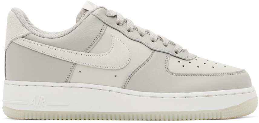 

Кроссовки Off-White Air Force 1 '07 LV8 Nike