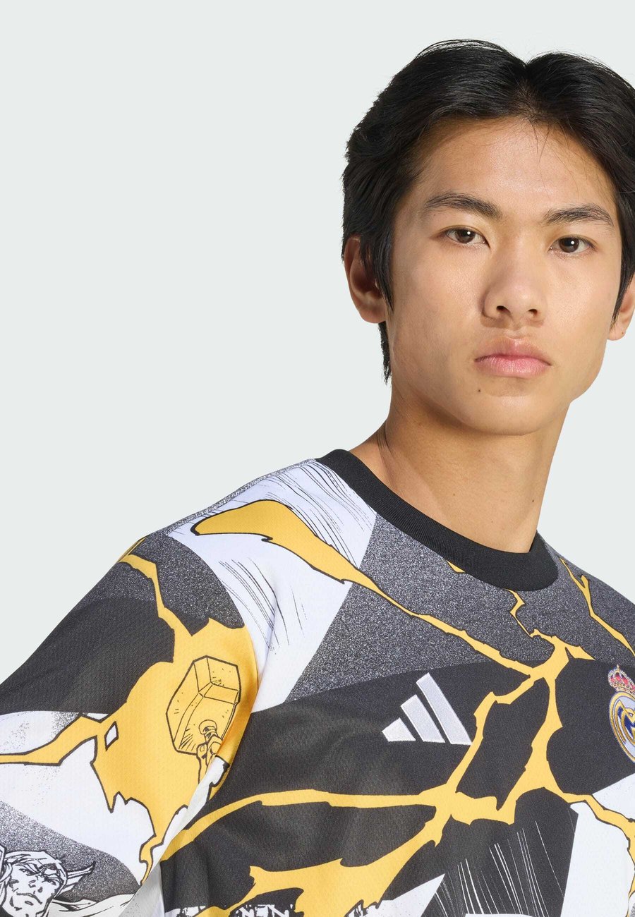 Толстовка Adidas Performance REAL MADRID AVENGERS 25/26 PRE-MATCH WARM, Whit Black Bold Gold/White — фото 4
