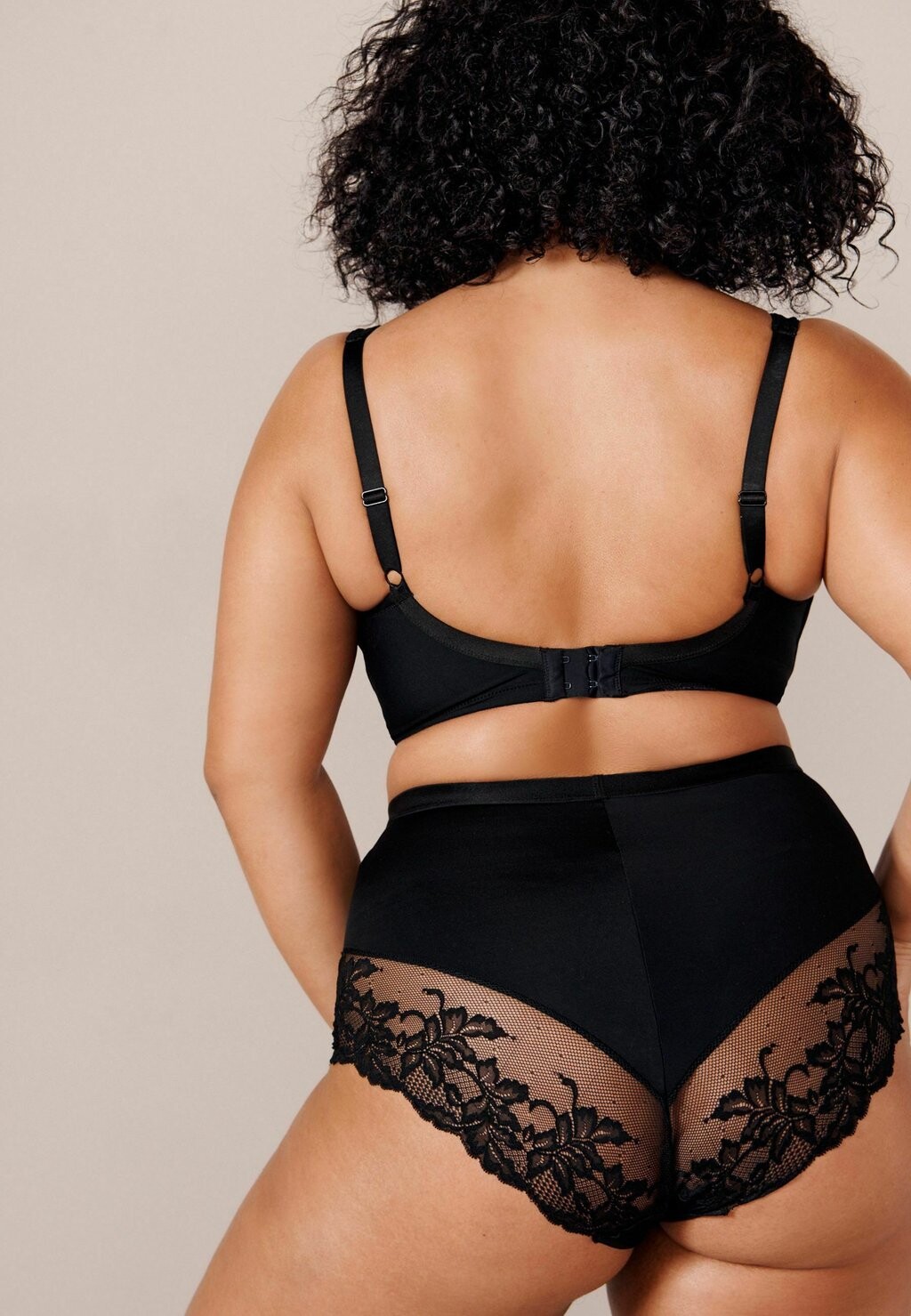 

Бюстгальтер-майка Ultimate Support Comfort Strap Non Wired Regular Fit Next, черный