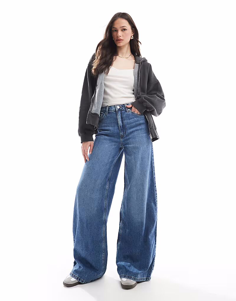 

Широкие джинсы ASOS DESIGN Tall в средне-голубом цвете - MBLUE ASOS Tall