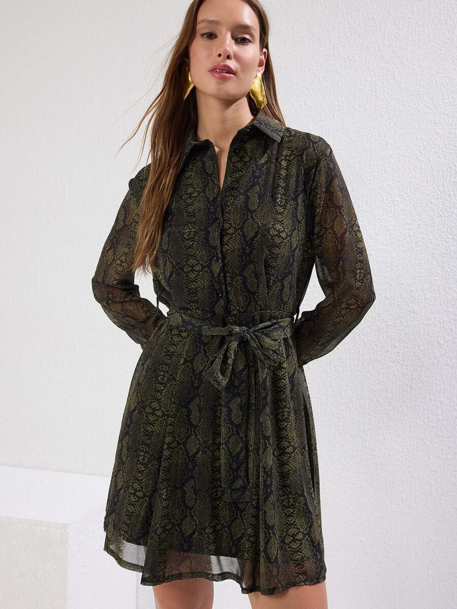 

Платье Trendyol, цвет Green/Fir