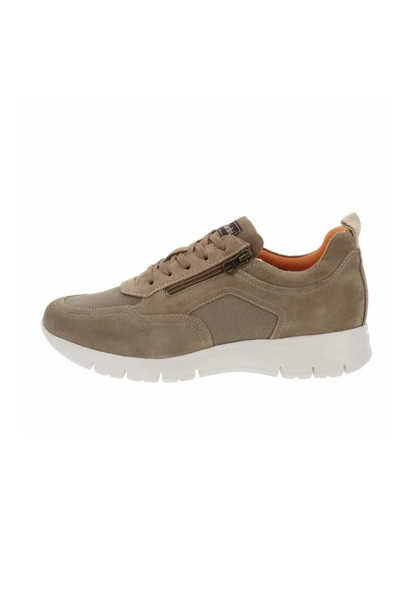 Низкие кроссовки Nerogiardini, Beige