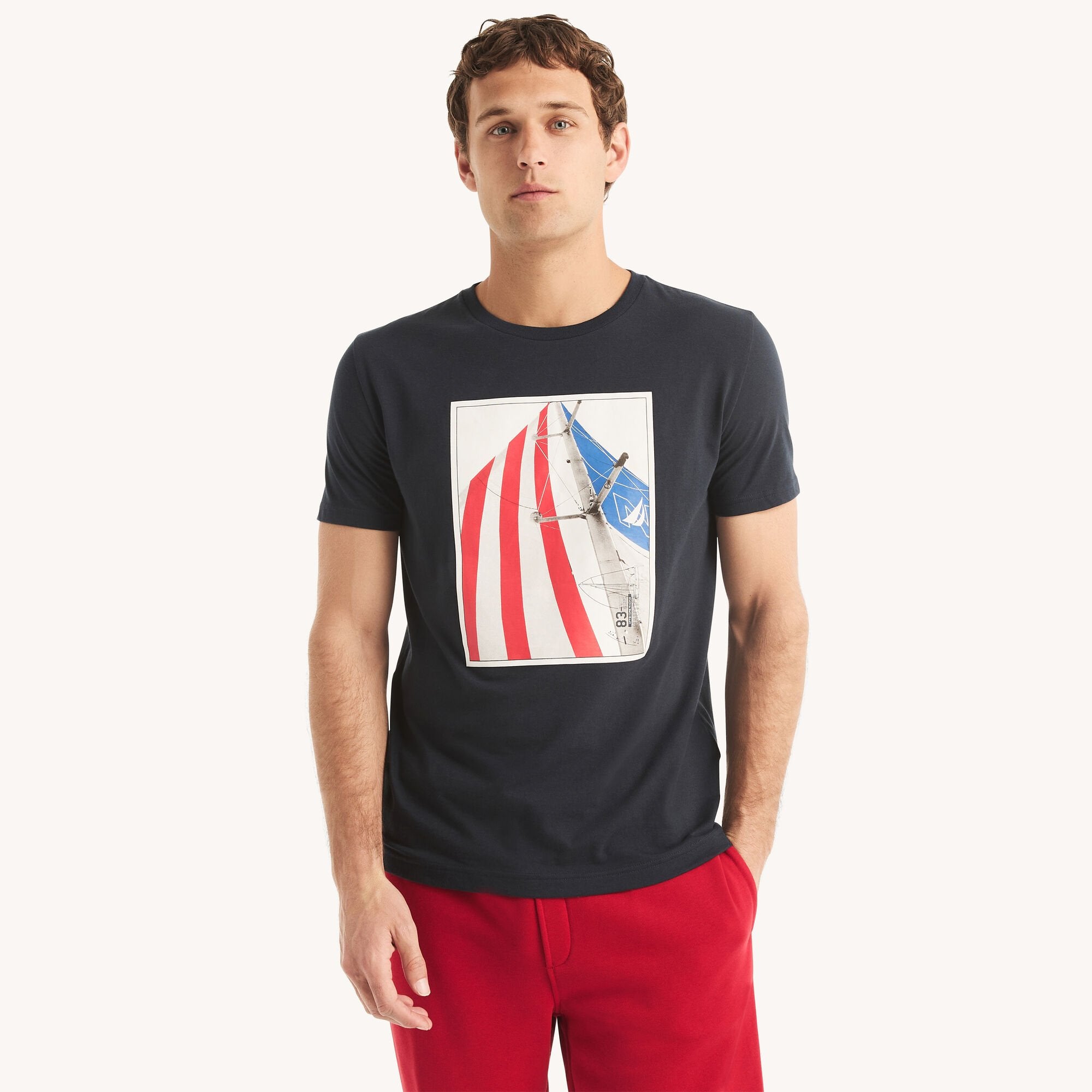 

Футболка Nautica Mens Sustainably Crafted Americana Graphic, темно-синий