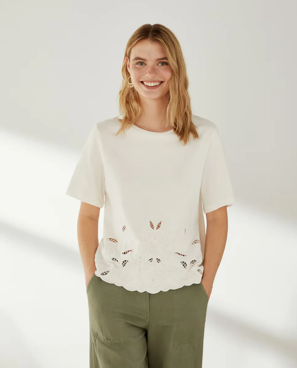 

Женская футболка с вышивкой по краю Southern Cotton, цвет Blanco Roto