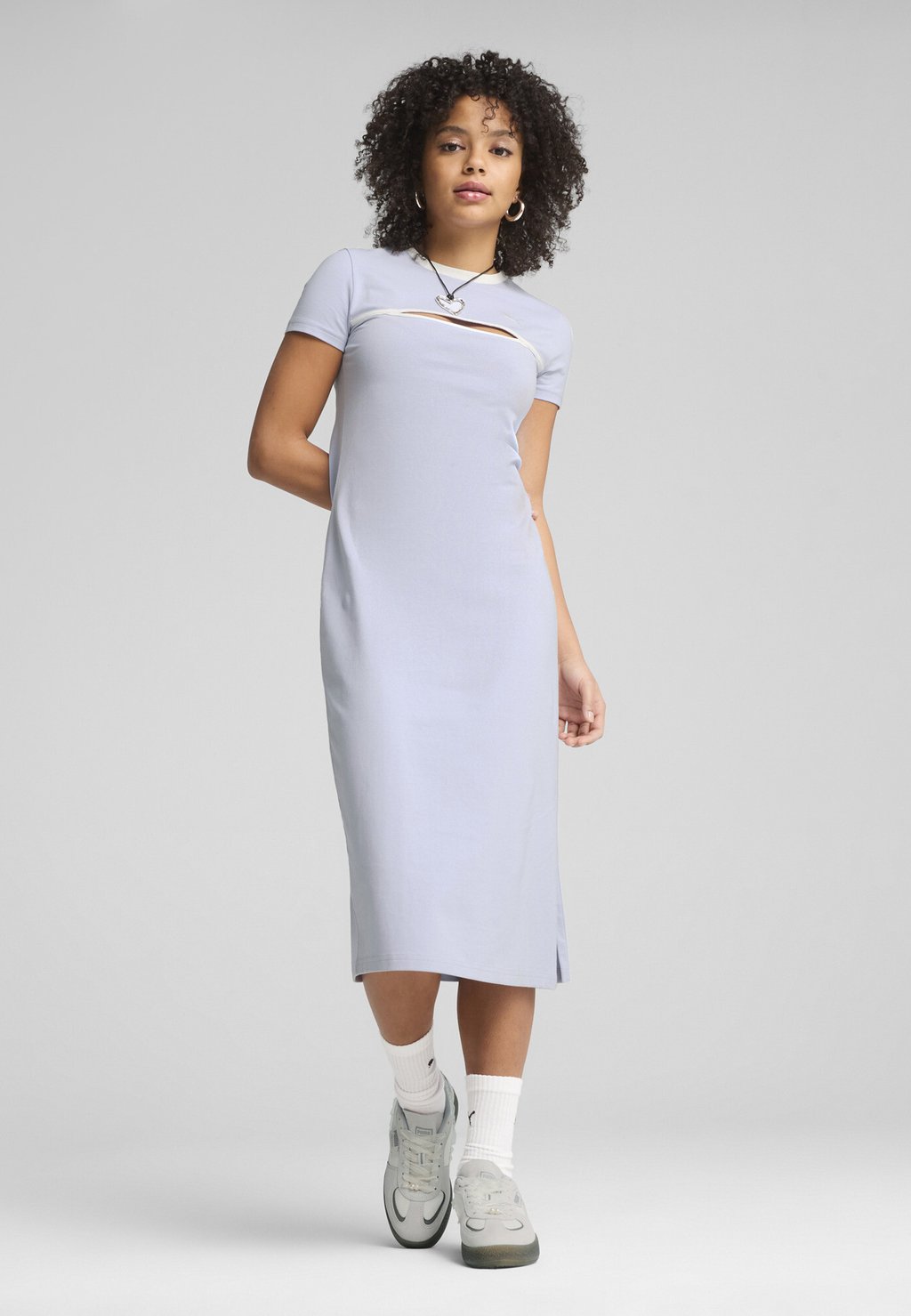 

Платье из джерси WARDROBE ESS MIDI MIT CUT-OUT Puma, синий