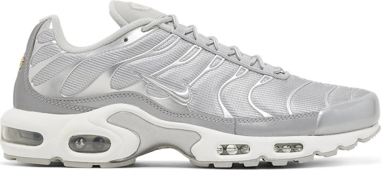 

Кроссовки Air Max Plus 'Metallic Silver', серебряный, Серый, Кроссовки Air Max Plus 'Metallic Silver', серебряный