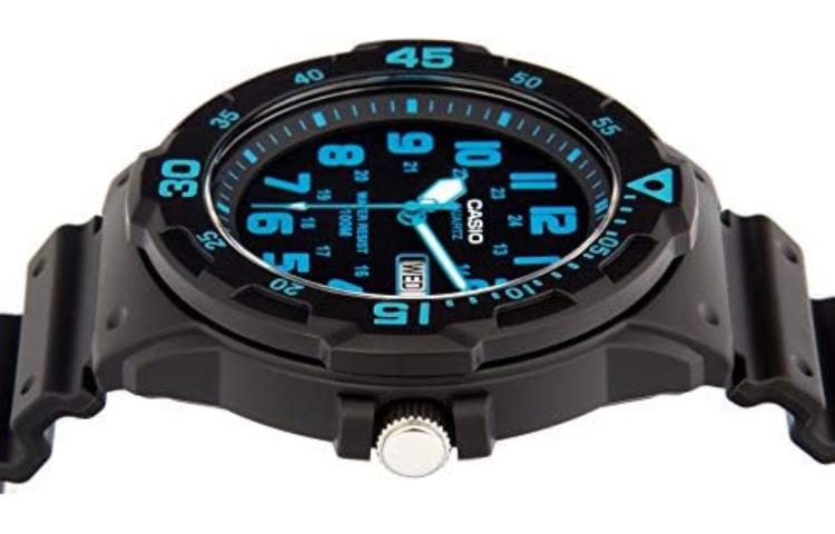 

Мужские молодежные черные часы MRW-200H-2B CASIO