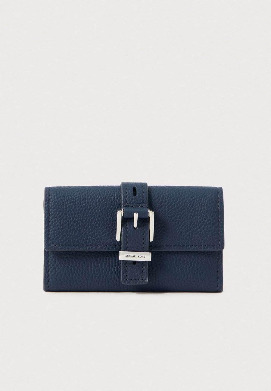 

Кошелек MICHAEL Michael Kors NOLITA FLAP TRIFOLD WALLET, Dress Blues/Blue