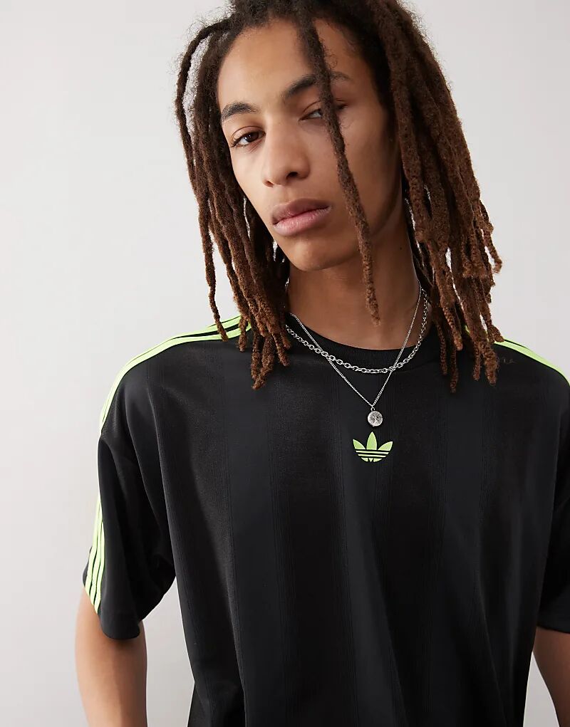 

adidas Originals Adidas adicolor jacquard jersey Футболка черный и зеленый