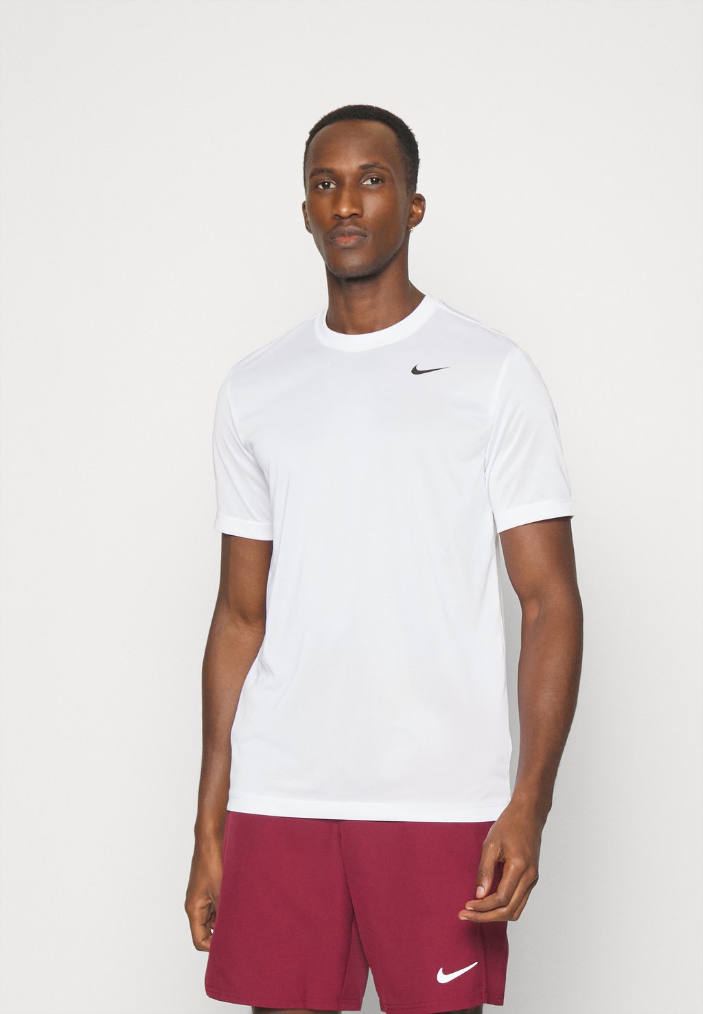 

Футболка Nike TEE RESET, цвет White/Black, Коричневый, Футболка Nike TEE RESET, цвет White/Black