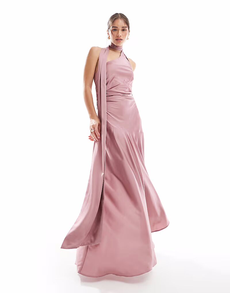 

Атласное асимметричное платье макси от TFNC Bridesmaids с воротником-шарфом в лилово-розовом цвете