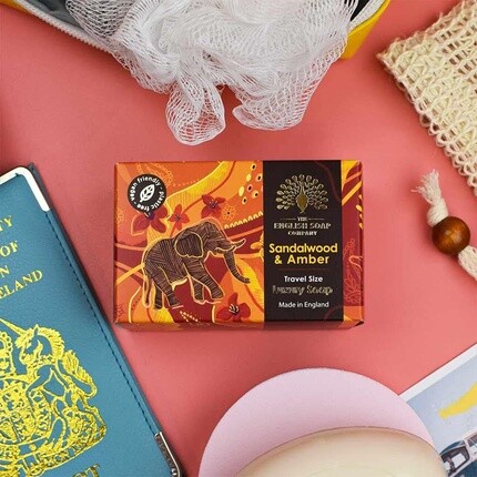 The English Soap Company Роскошное мыло с сандаловым деревом и янтарем дорожного размера, 100 г — фото 3