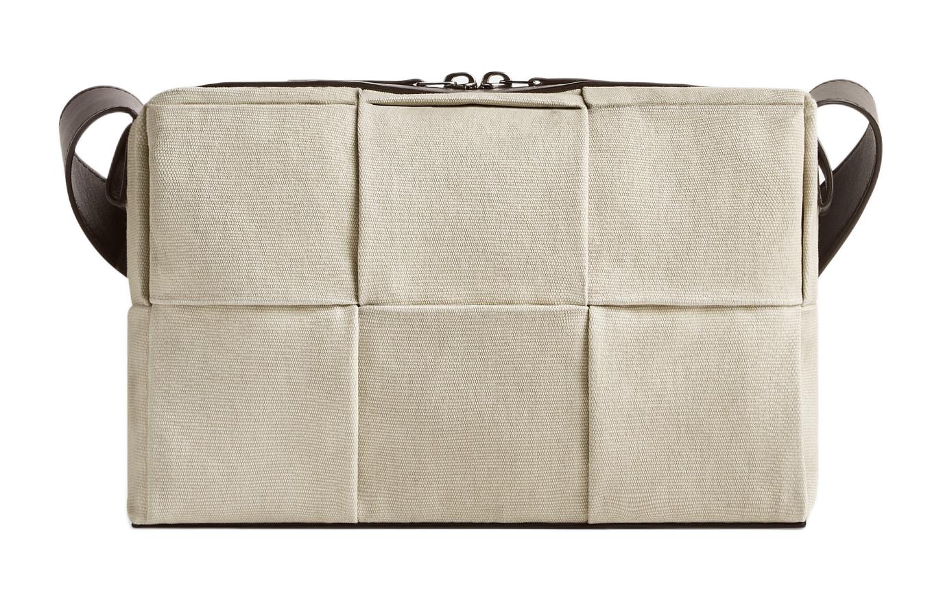 

Bottega Veneta Сумка для фотоаппарата из телячьей кожи, наплечная сумка, сумка через плечо, средний размер, мужская, серо-бежевый цвет ткани