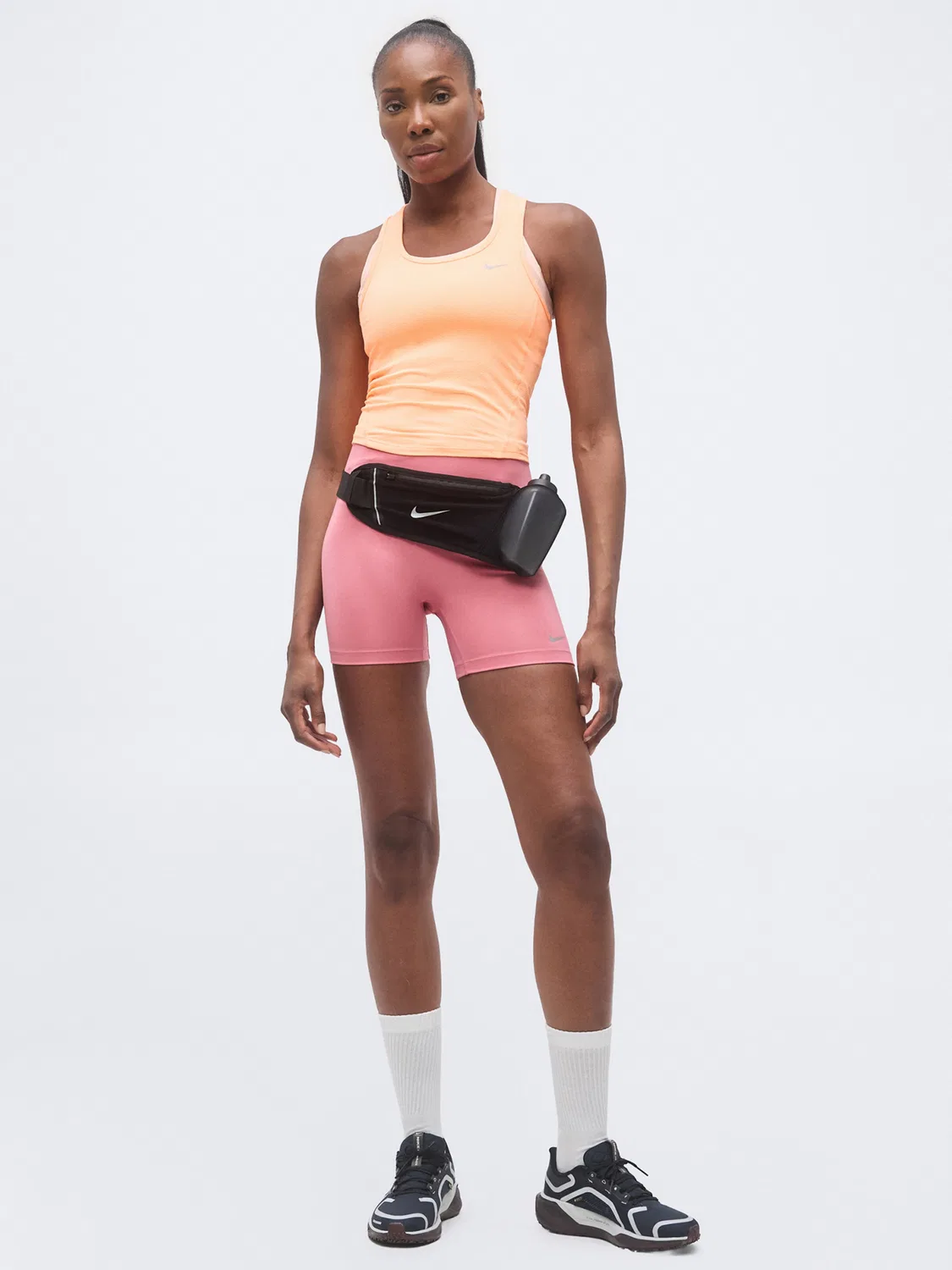 Спортивный топ 'TEMPO' Nike, Mandarine — фото 4
