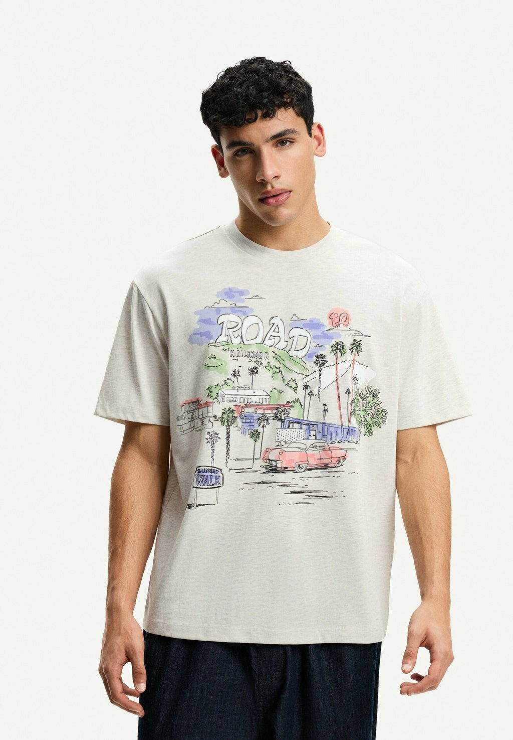 

Футболка с принтом SHORT SLEEVE Bershka, песочный