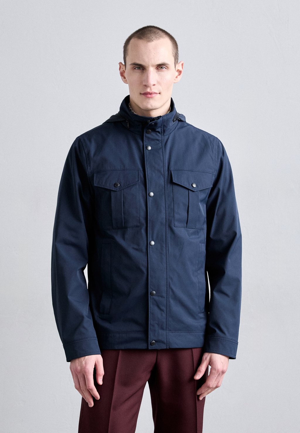

Летняя куртка BAILEY POLY JACKET J.LINDEBERG, темно-синий