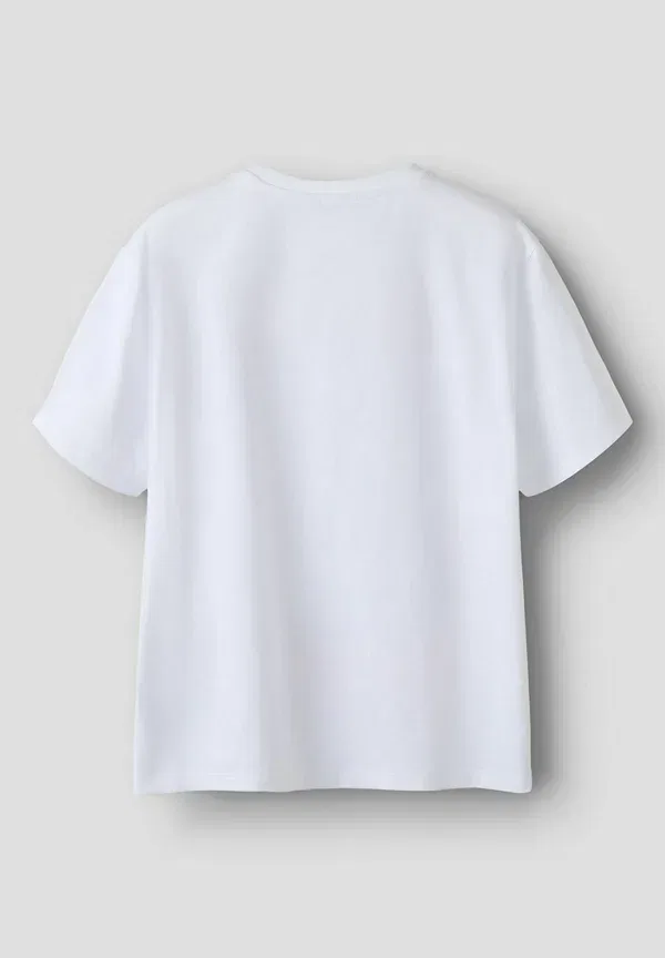 Футболка Nkmmacs fifa ss nreg top box ous print t-shirt Name It, ярко-белый — фото 2
