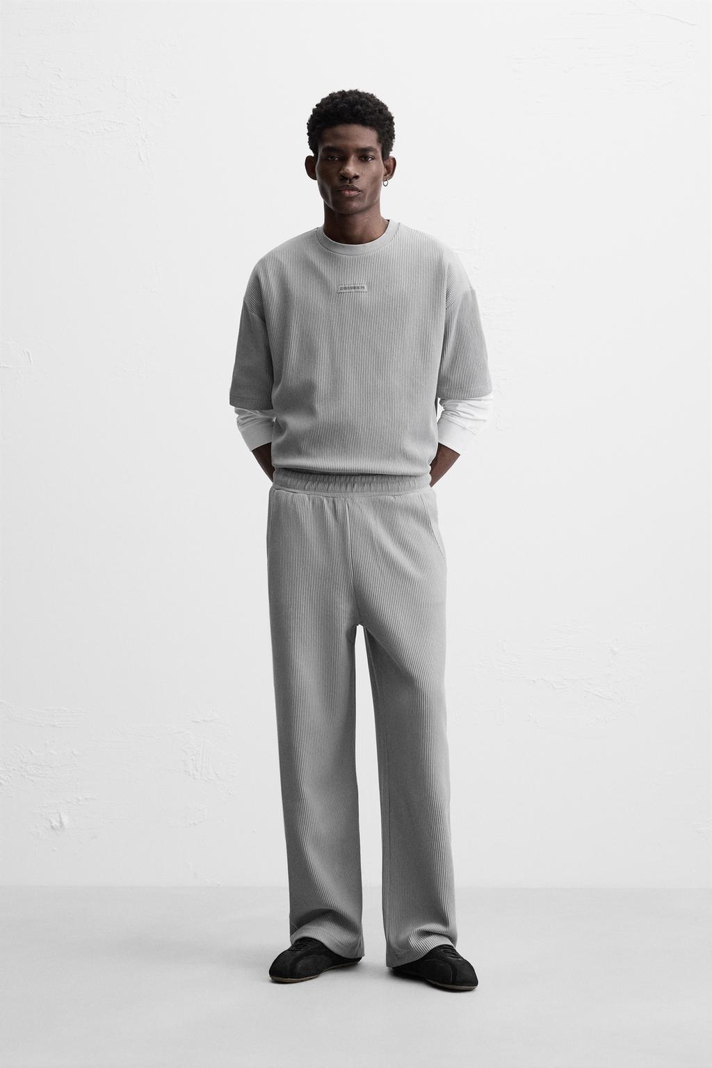 

Текстурированная футболка с нашивками ZARA, цвет Blue grey