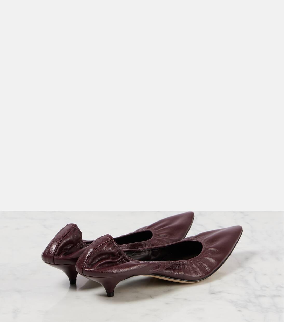 Туфли-лодочки из кожи Liisa The Row, цвет bordeaubergine — фото 2