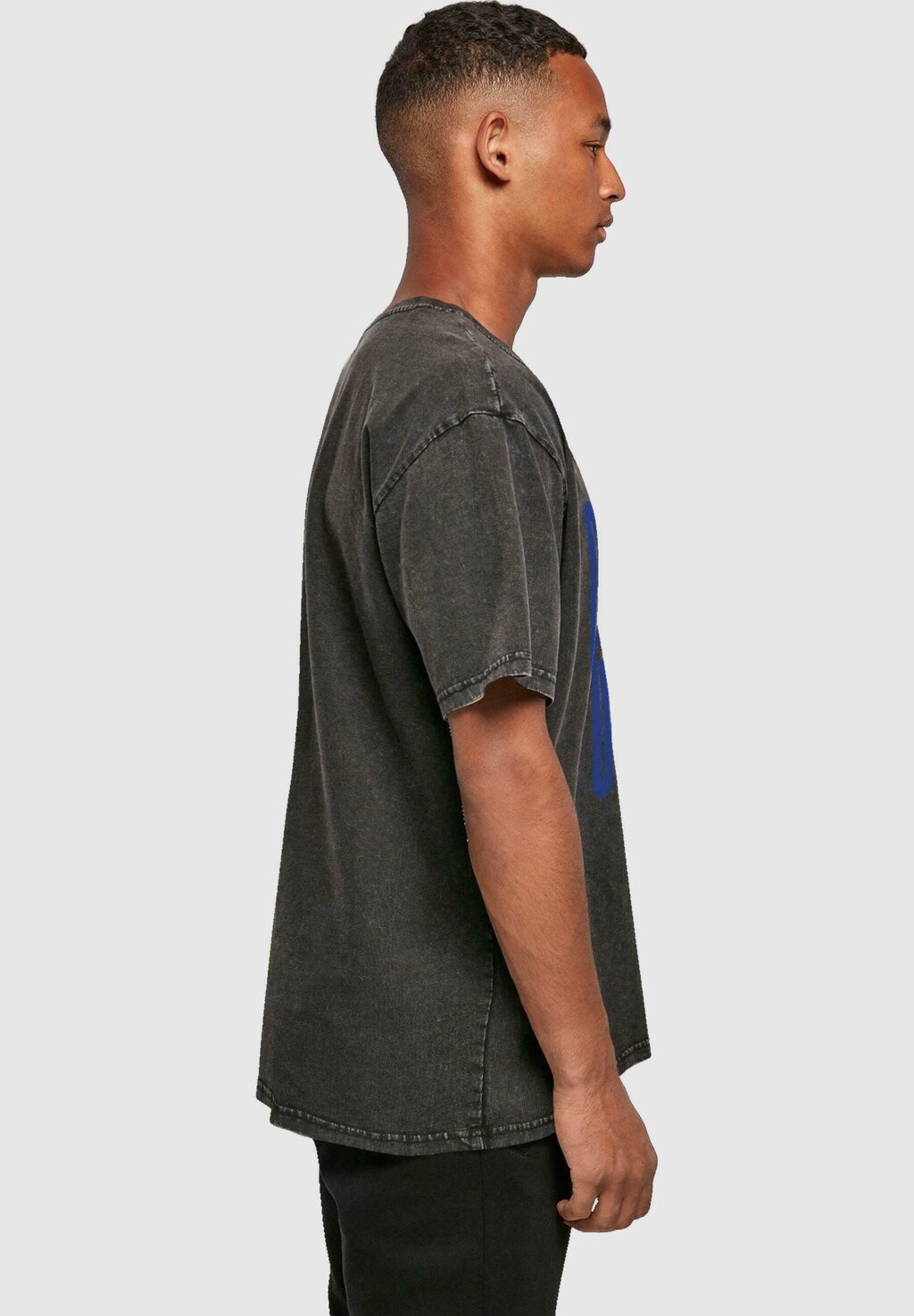 

Футболка с принтом BLUE BEETLE COURAGE ACID WASHED ABSOLUTE CULT, черный