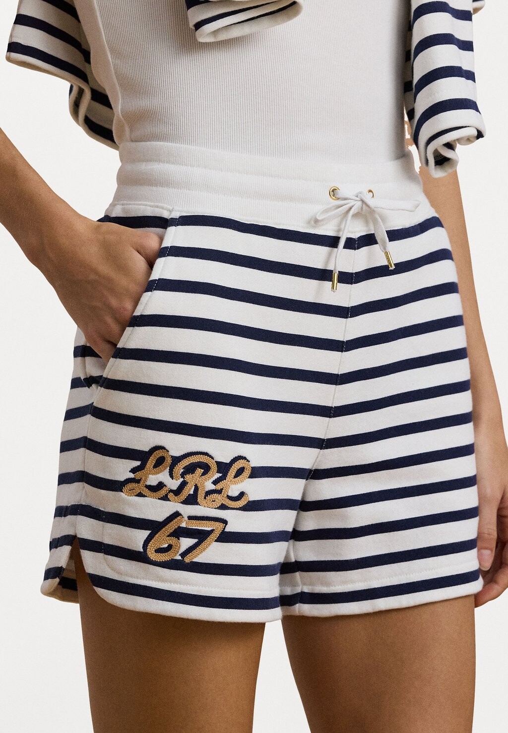 

Шорты STRIPED FRENCH TERRY DRAWCORD SHORT Lauren Ralph Lauren, белый