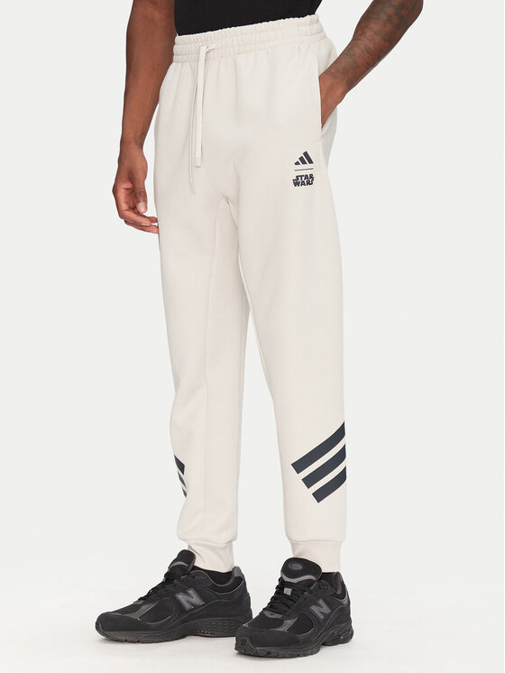 

Спортивные брюки обычного кроя Star Wars The Mandalorian JI5723 Adidas, бежевый
