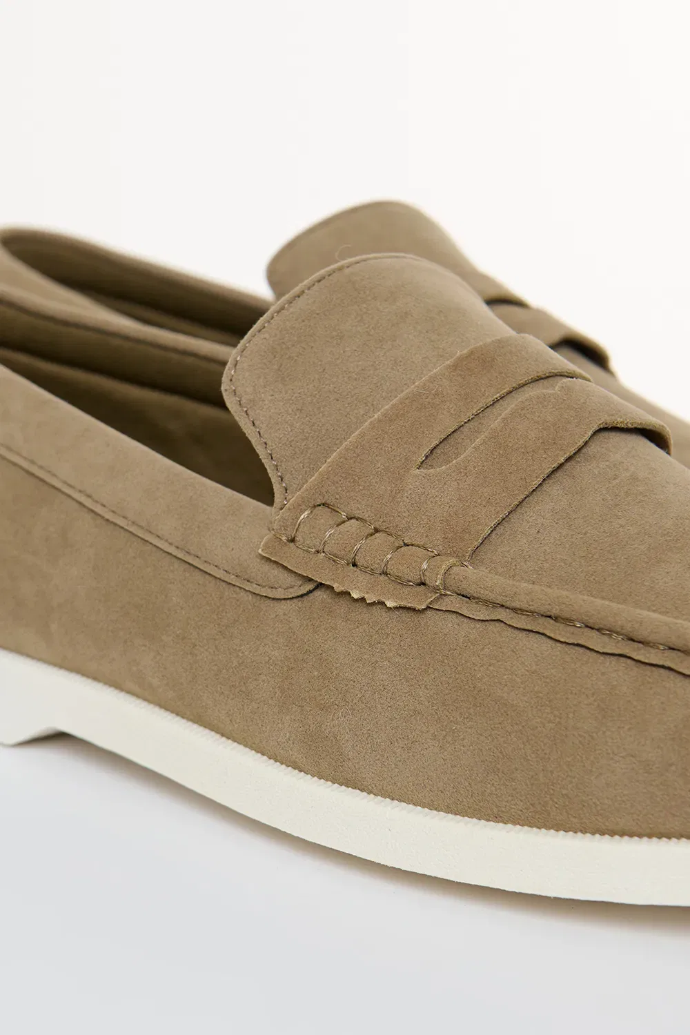 Полуботинки Penny Loafer из искусственной замши Threadbare, бежевый — фото 4