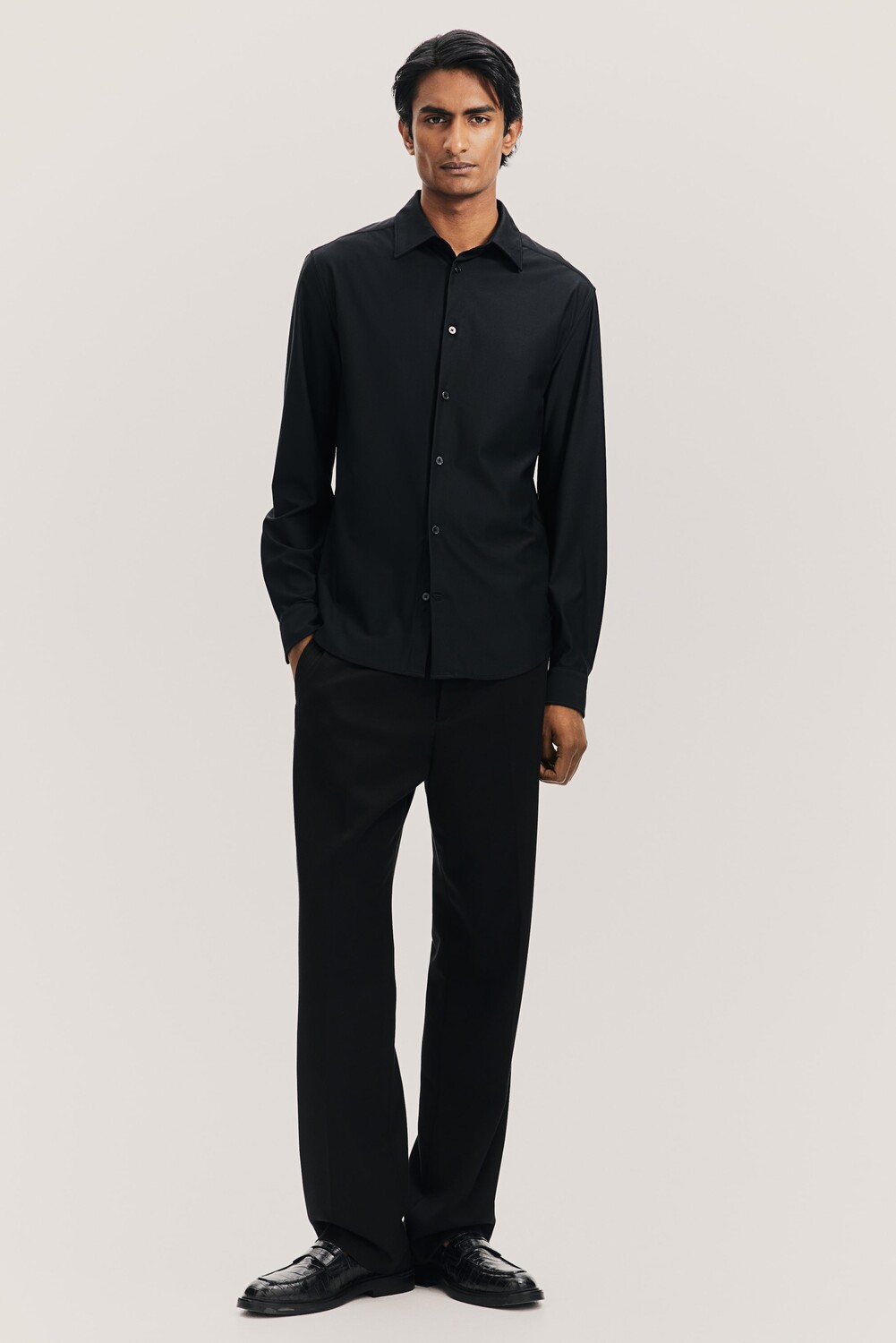 

Рубашка узкого кроя H&M, черный
