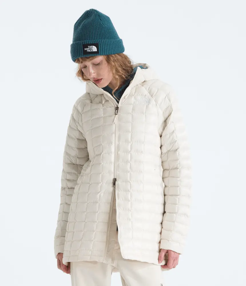

Женская парка с капюшоном THERMOBALL The North Face, White Dune