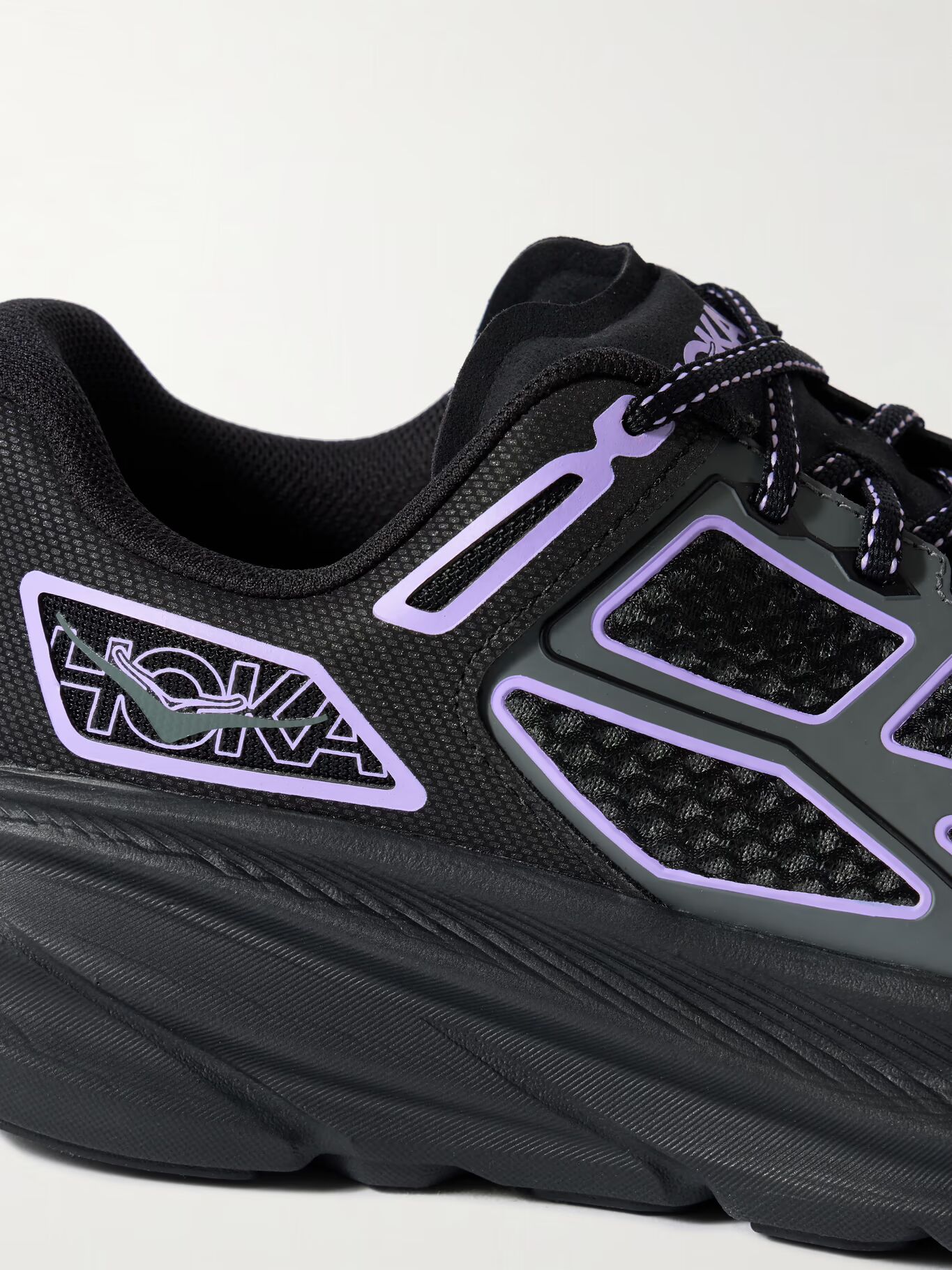 

Кроссовки Clifton One9 с резиновой отделкой и сеткой HOKA, черный