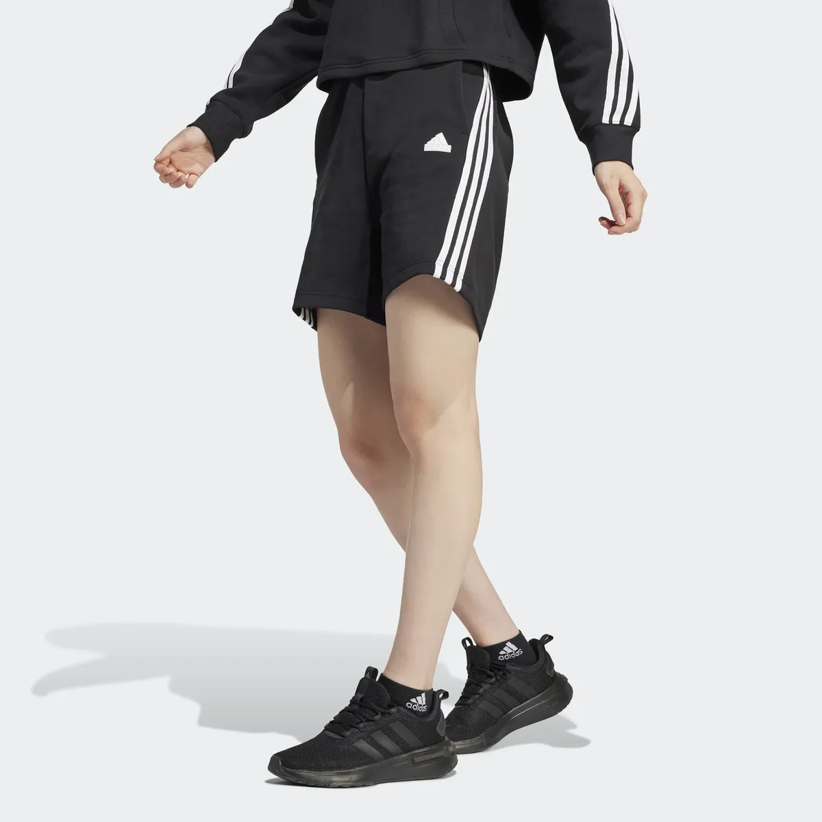 

Спортивные шорты adidas "W FI 3S SHORT" (1 шт.) Adidas Sportswear, черный