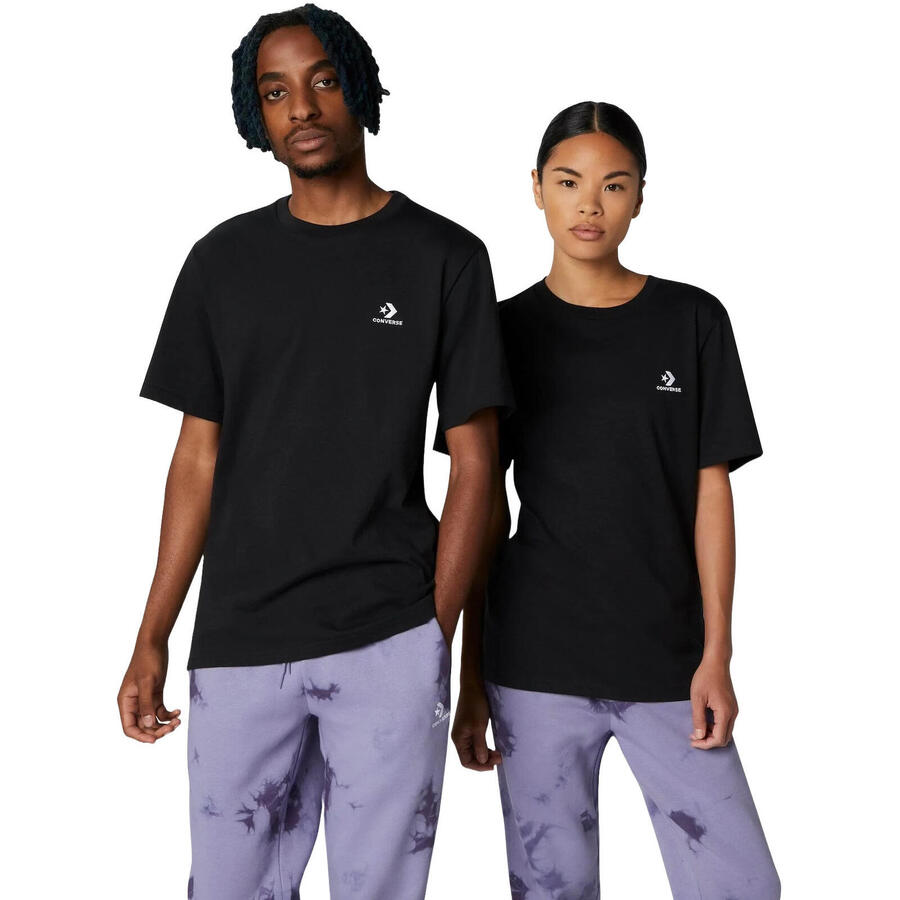 

Футболка Converse Go-To с вышитой звездой и шевроном, черная, унисекс