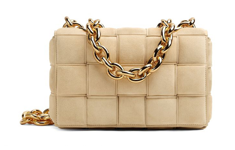 

Сумка-подушка на цепочке из замши и кожи коровы ручная наплечная через плечо женская бежевая Bottega Veneta