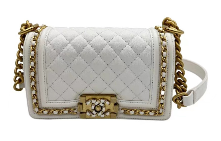 

Сумка Leboy из телячьей кожи с клапаном, через плечо, на плечо женская белая CHANEL