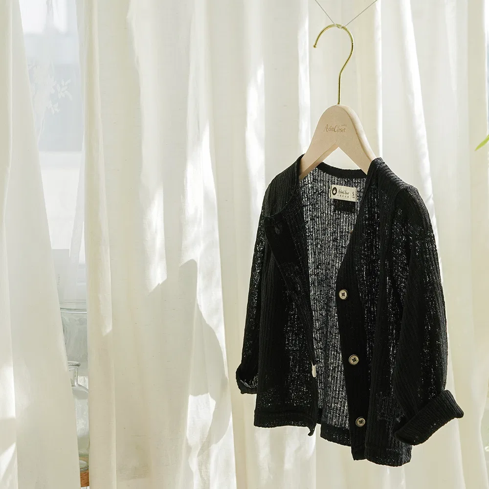 Детский летний базовый кардиган чёрного цвета от Arimcloset — фото 4