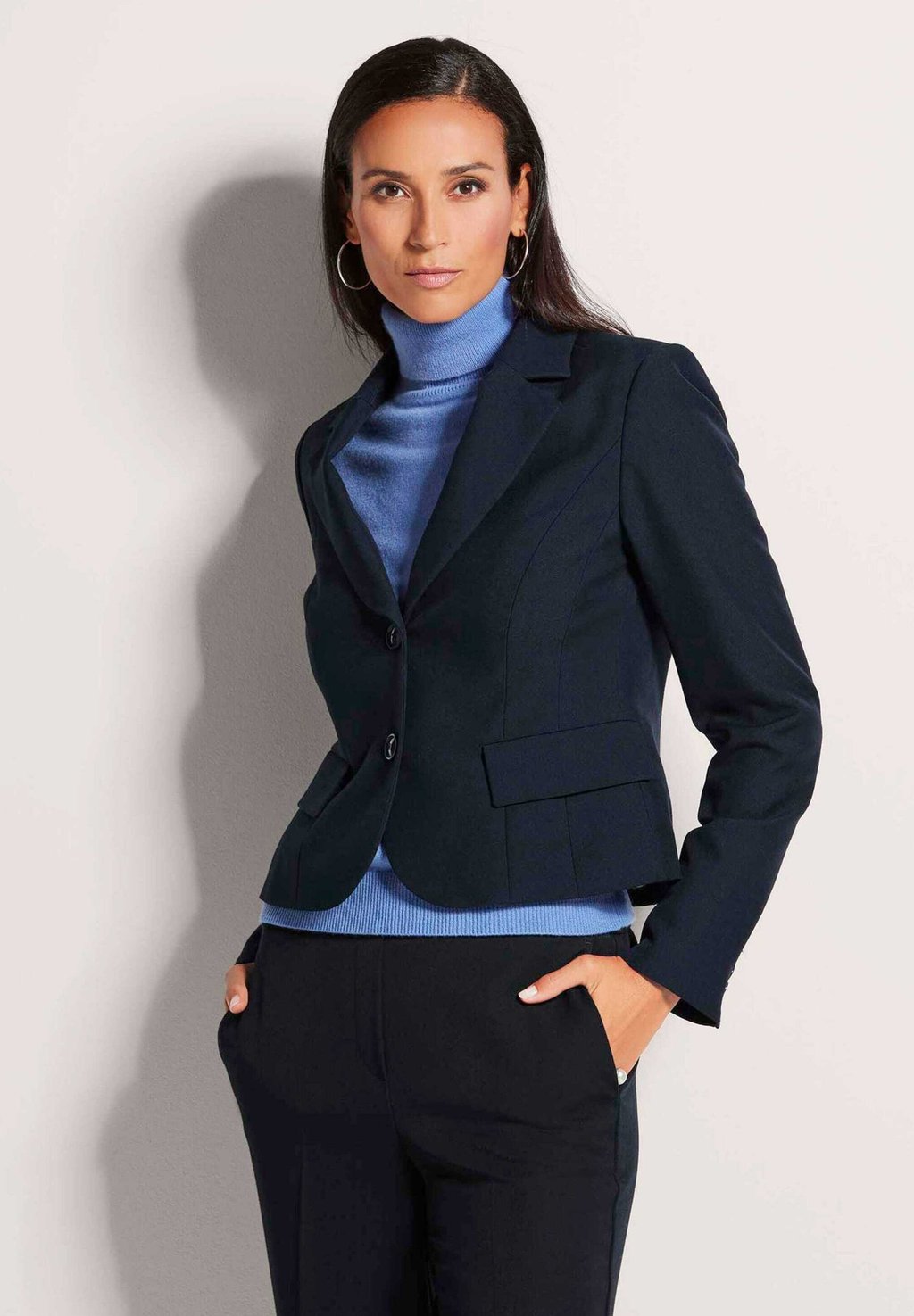 

Блейзер MADELEINE, цвет Denim Blue