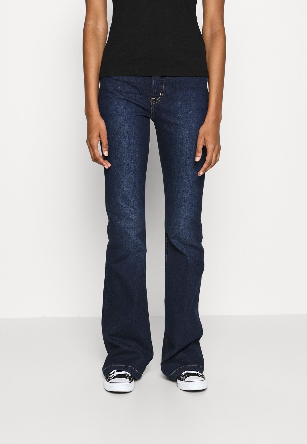 

Джинсы Bootcut 70S FLARE HOLZER Gap Tall, черный