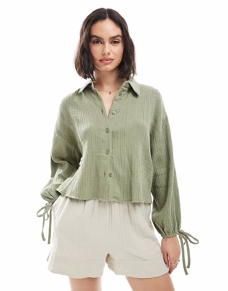 

Укороченная фактурная хлопковая рубашка цвета хаки Asos Design