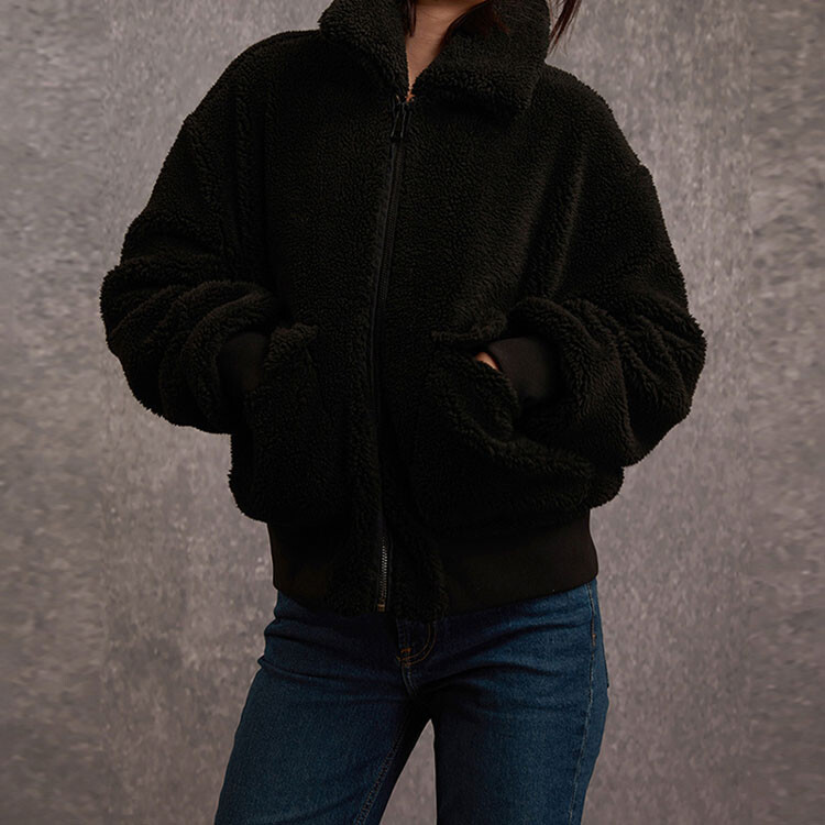 Женская бархатная куртка GAP, цвет Black — фото 4