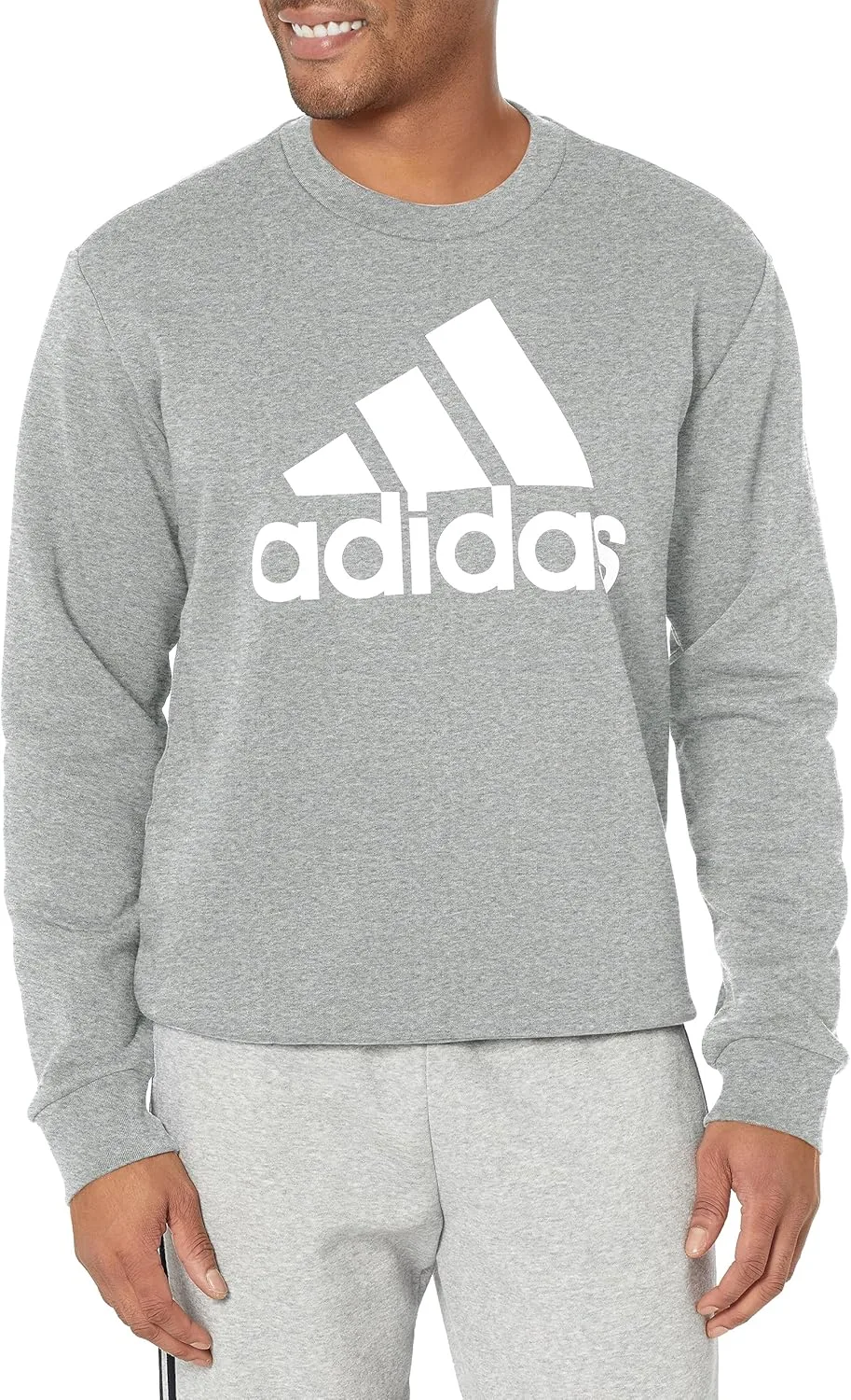 Толстовка Adidas Essentials Fleece с круглым вырезом, серый