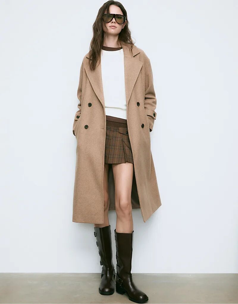 

Длинное пальто Stradivarius oversize цвета верблюжьей шерсти