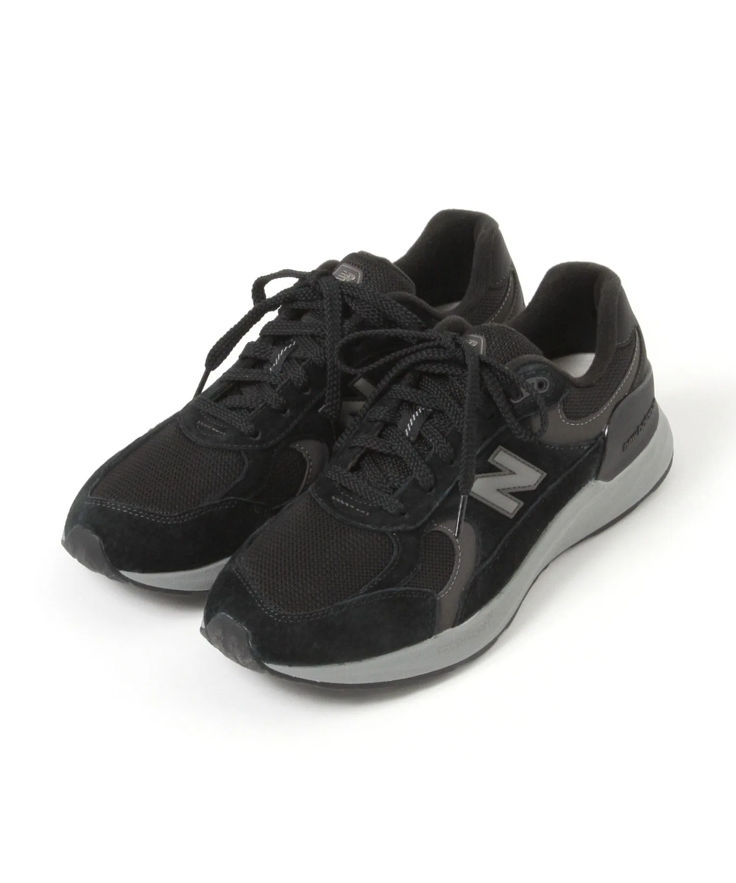 Мужские кроссовки New Balance Fresh Foam X 1880 v2 серые — фото 2