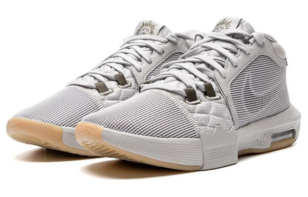 Кроссовки Nike LeBron Witness 8 EP 'Iron Grey Gum', цвет light iron ore/sail/gum light brown/medium olive — фото 3