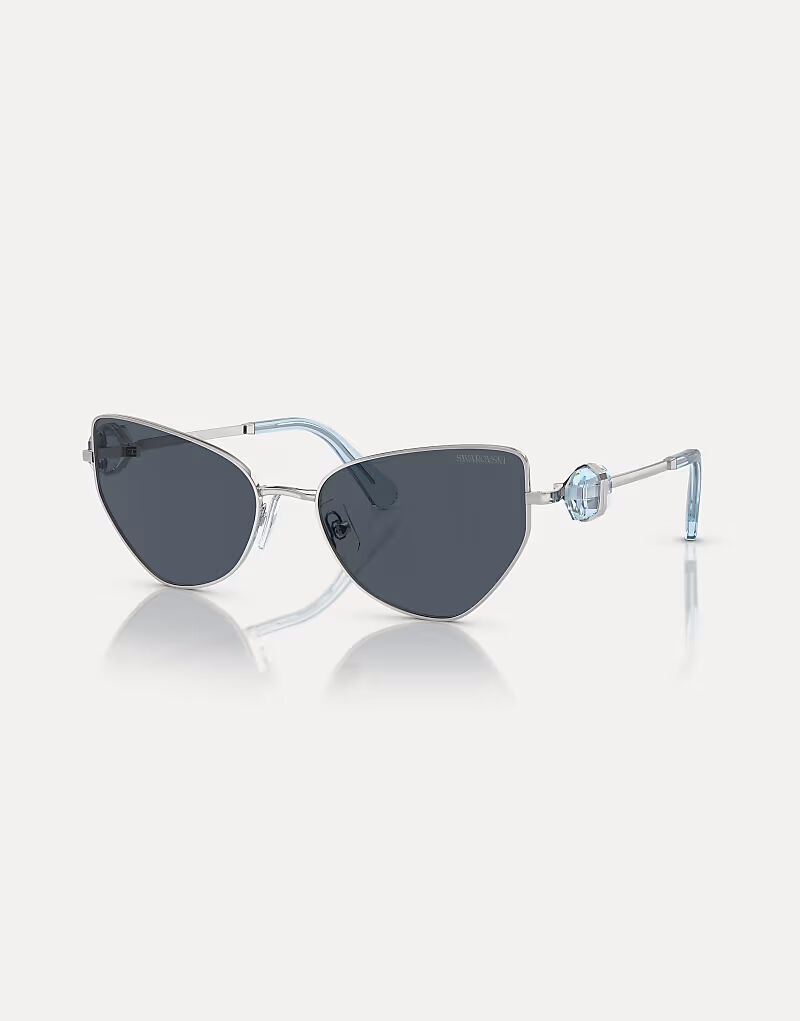 

Солнцезащитные очки Swarovski Sk7003 необычной формы с серыми линзами серебристого цвета