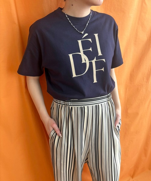 

LHELBIE Футболка с бархатным логотипом DEFI, темно-синий