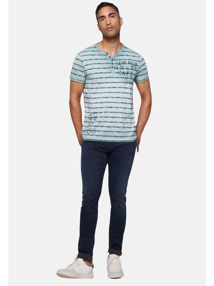 

Футболка CAMP DAVID Henley-Shirt 'Paragliding Cape Town I', светло-зеленый
