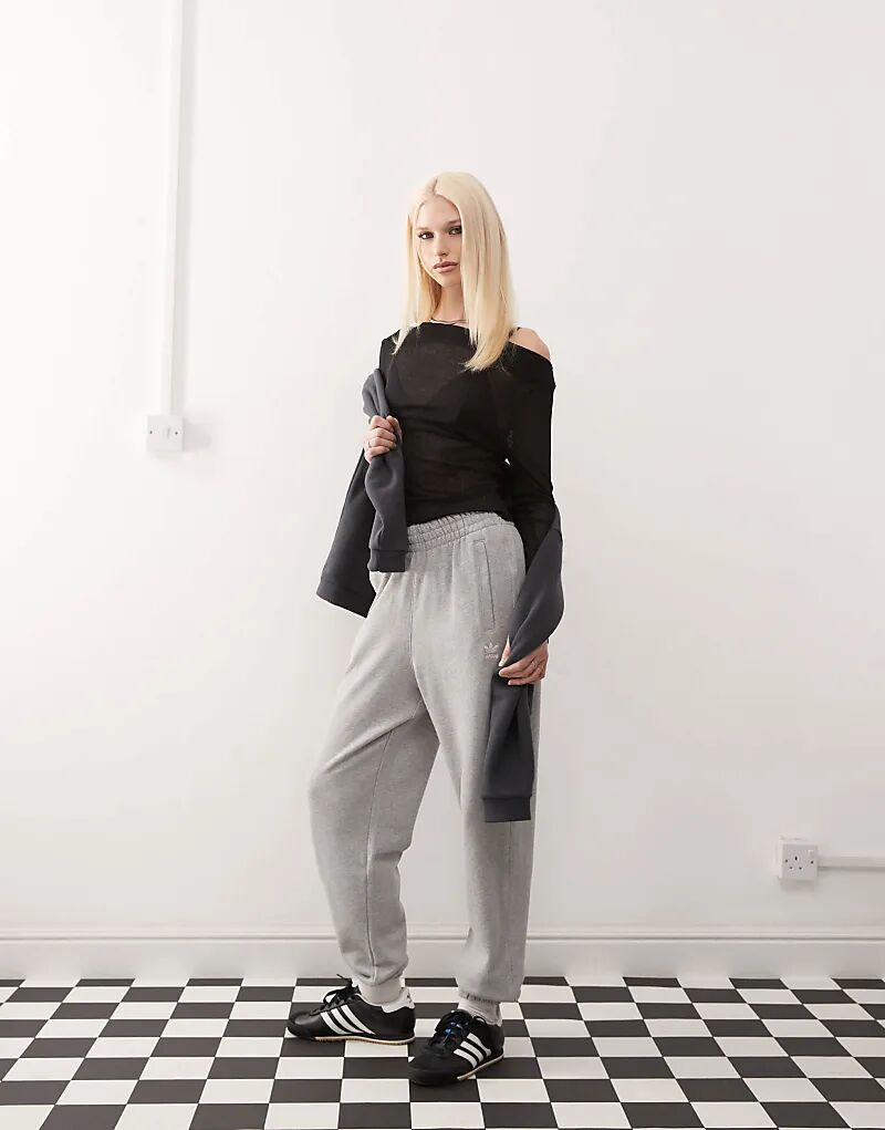 

Джоггеры Essentials French Terry серого цвета adidas Originals
