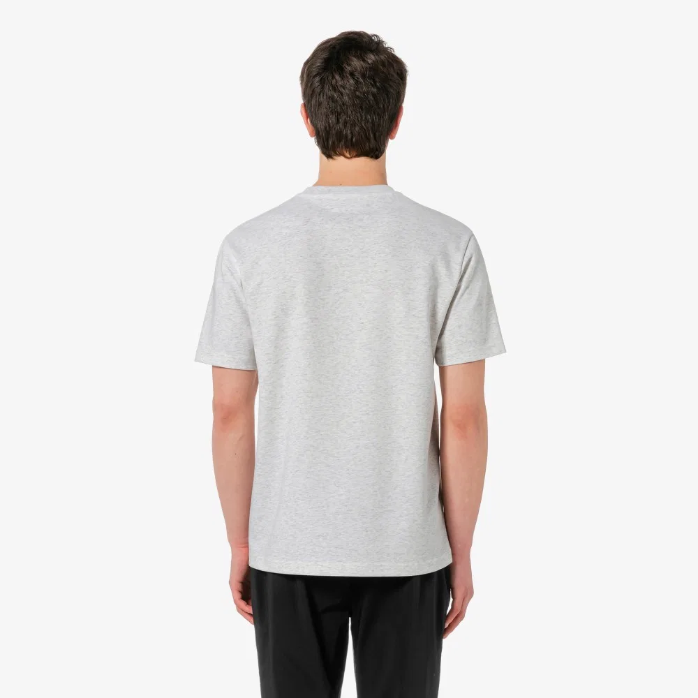 Мужская базовая футболка меланжевого серого цвета от Lacoste — фото 3